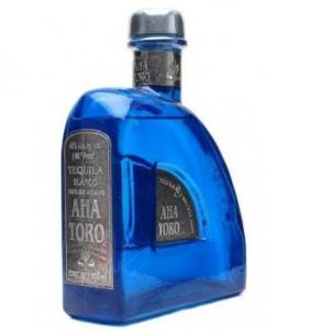 Aha Toro Blanco 0,7l 40%