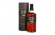 New Grove Old Tradition 8YO 0,7l 40% tuba
