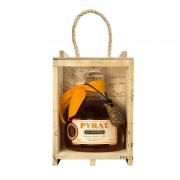 Pyrat XO 0,7l 40% dřevěný box